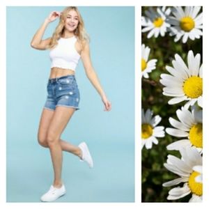 M L Daisy Embroidery Jean Shorts